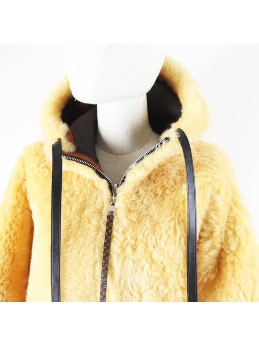 Louis Vuitton Fjlj12 xkn Sheepskin Monogram Reversible Hooded Mouton Jacket - Picture 5 of 15
